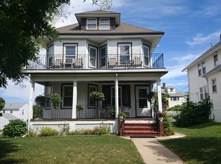 91 Greaton Rd, West Roxbury, MA 02132