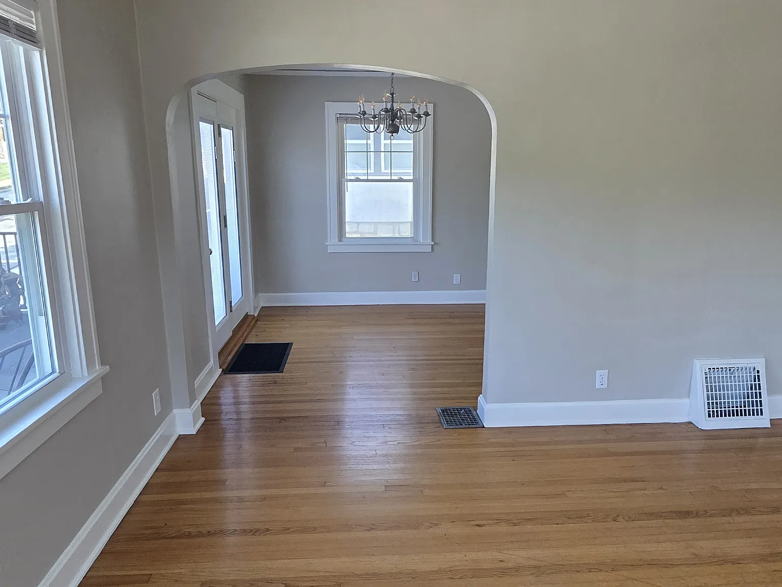 2 bed, 1300 sqft, $1,700 — Photo 4