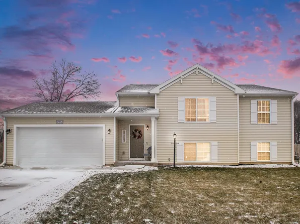 29853 Dallas Dr, Elkhart, IN 46514