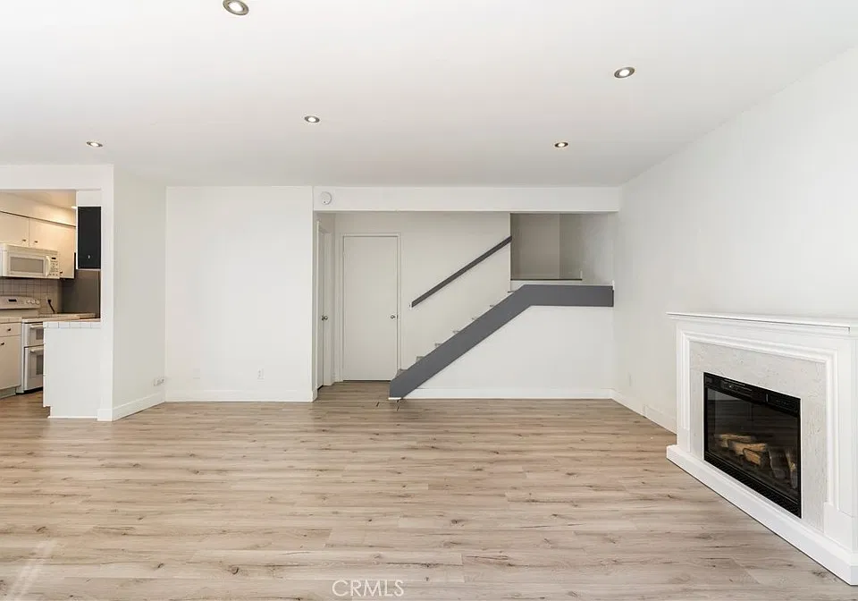 360 S Miraleste Dr #344