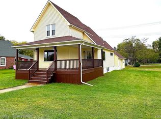 8897 Avoca Rd, Avoca, MI 48006