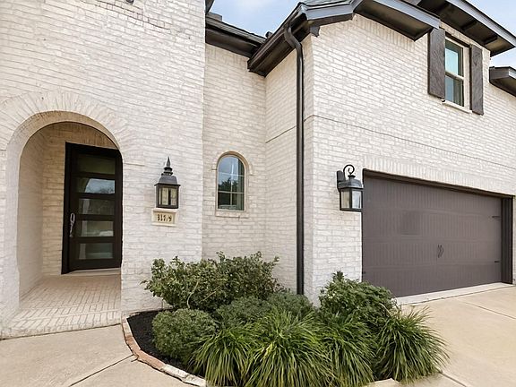 3rd image of 7131 Button Bush Way