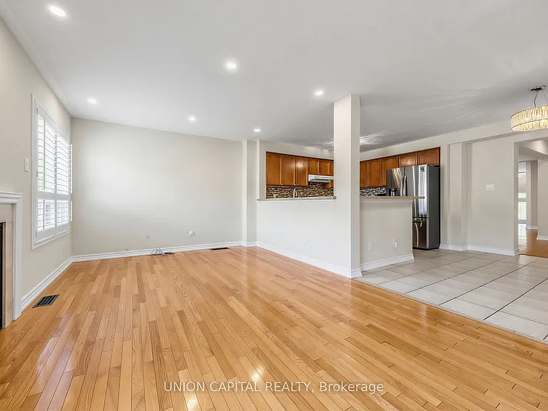 3186 Cabano Cres — Photo 10
