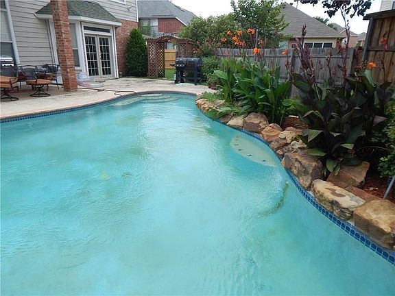 5th image of 3328 Stoneway Dr