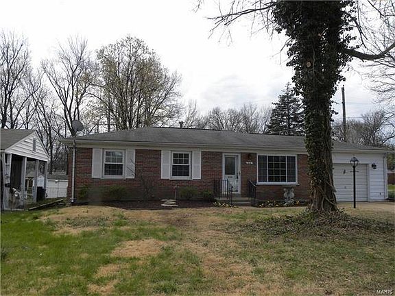 4th image of 24 Armat Ct