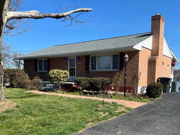 14983 Charles Town Rd, Charles Town, WV 25414