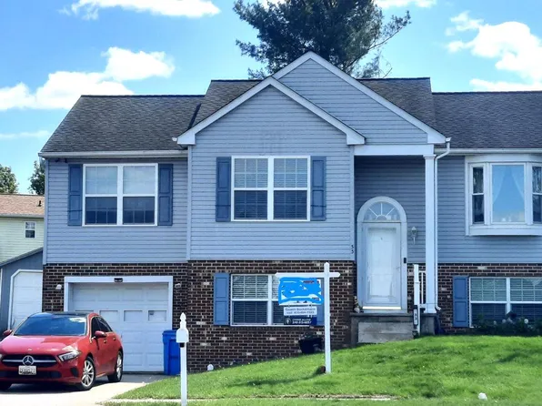 33 Musket Ct, Taneytown, MD 21787