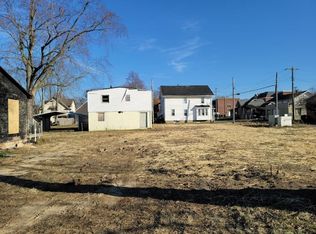 2022 Main St, Anderson, IN 46016