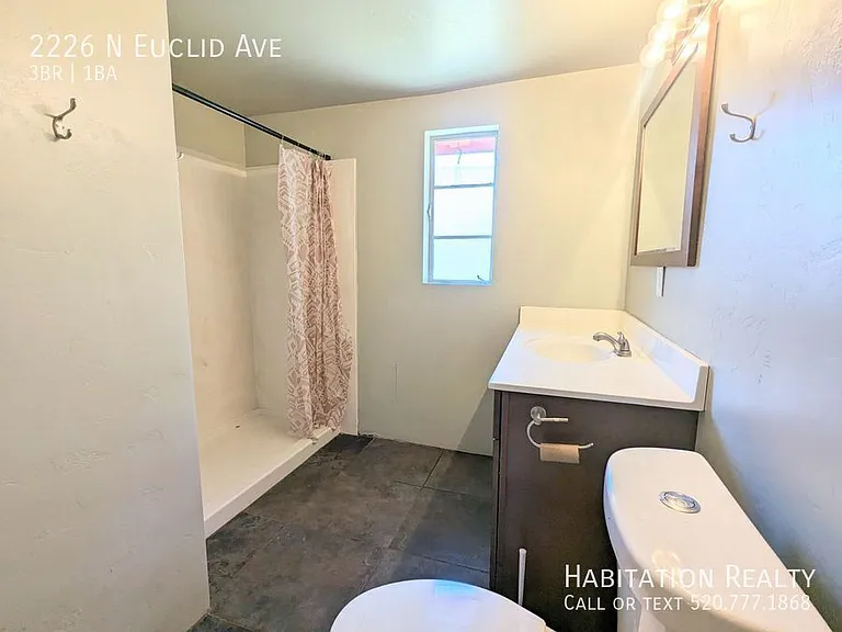 2226 N Euclid Ave — Photo 17
