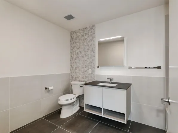 391 Palisade Avenue image 9 of 18