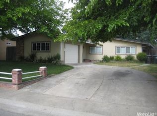 8039 Lichen Dr, Citrus Heights, CA 95621