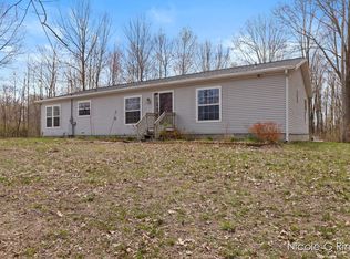 11166 Bailey Rd, Ravenna, MI 49451