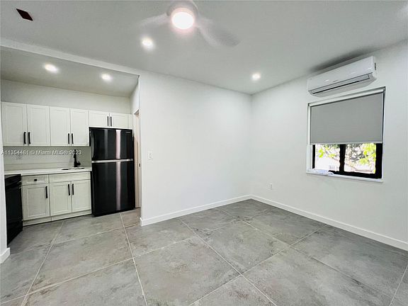 4th image of 5541 NW Miami Ct #8