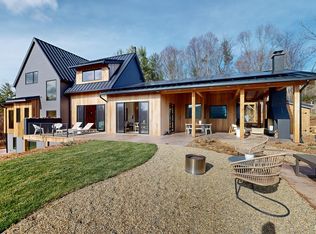 11 Pink Fox Cove Rd, Weaverville, NC 28787