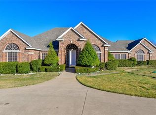 923 Valley View Ave, Red Oak, TX 75154