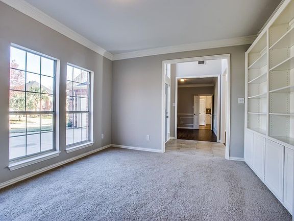 4th image of 4208 Hideaway Dr