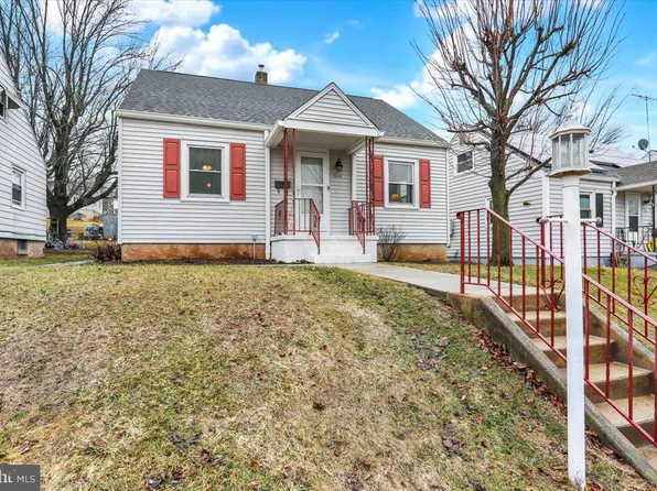516 W 3rd St, Birdsboro, PA 19508