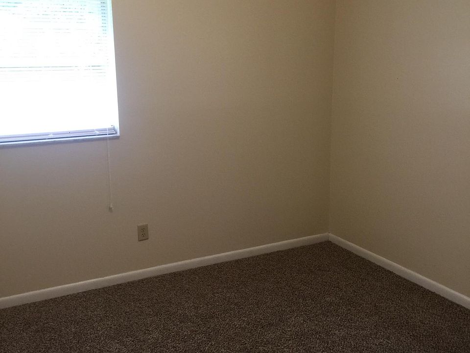 2nd image of 4080 E Dawson Dr