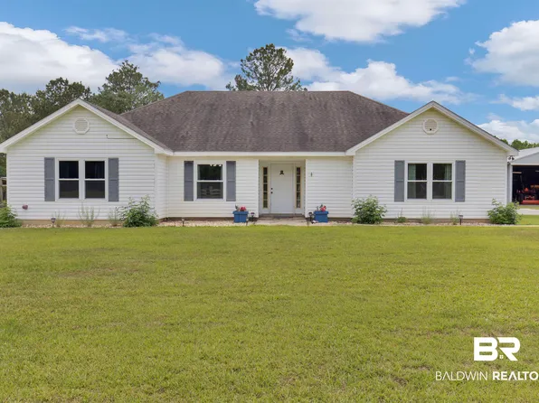 13925 Fort Lake Rd, Grand Bay, AL 36541