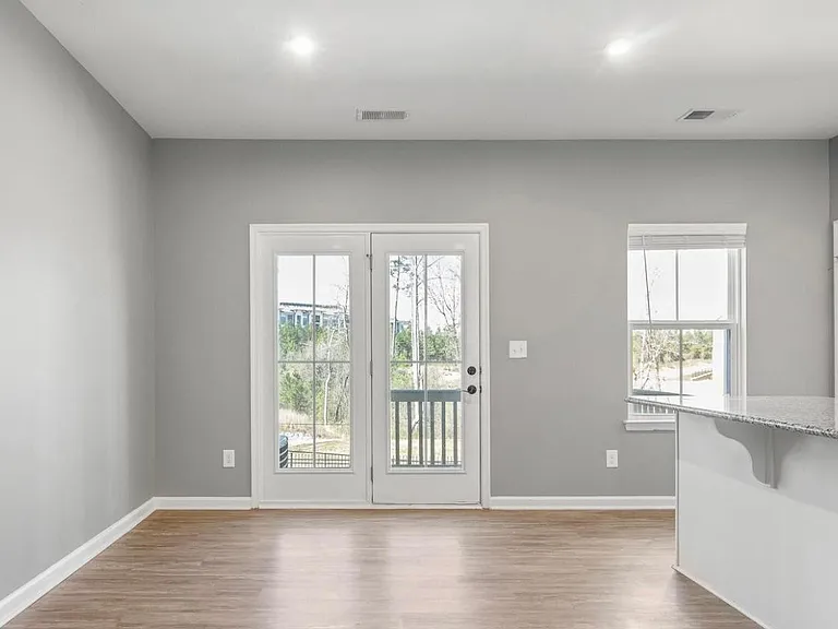 12734 Glowing Peak Rd — Photo 10