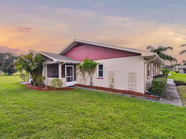 1907 Canterbury Ln, Sun City Center, FL