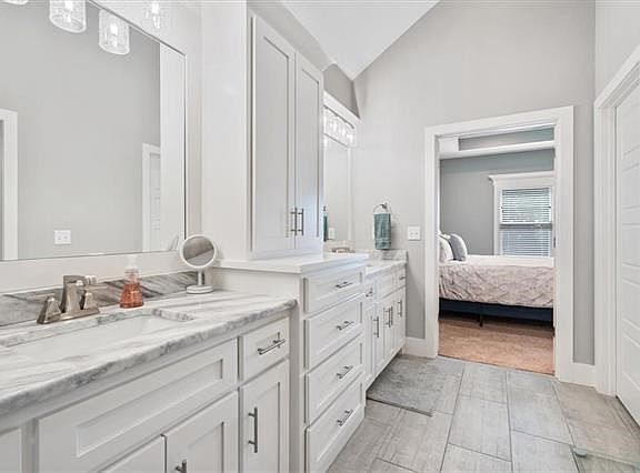 3rd image of 1825 SW Blackstone Pl