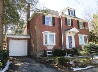 95 Beeching St, Worcester, MA 01602