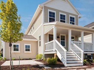 625 Beachwood Path, Benton Harbor, MI 49022
