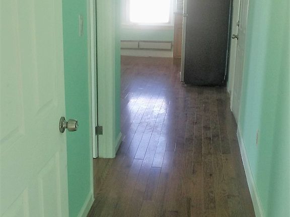 5th image of 9502 Avenue L #2 L