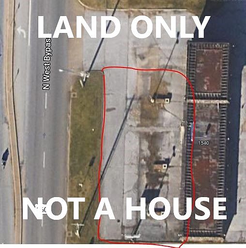 parking lot commercial land only; not a house or apartment