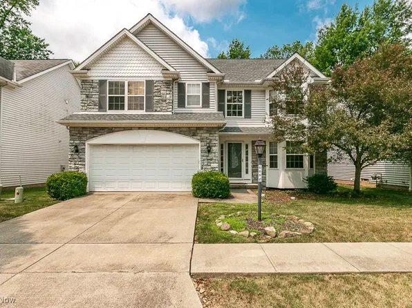6680 Nantucket Ln, Cleveland, OH 44130