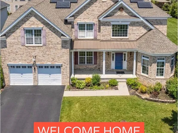 27 Greylynne Dr, Monroe Township, NJ 08831