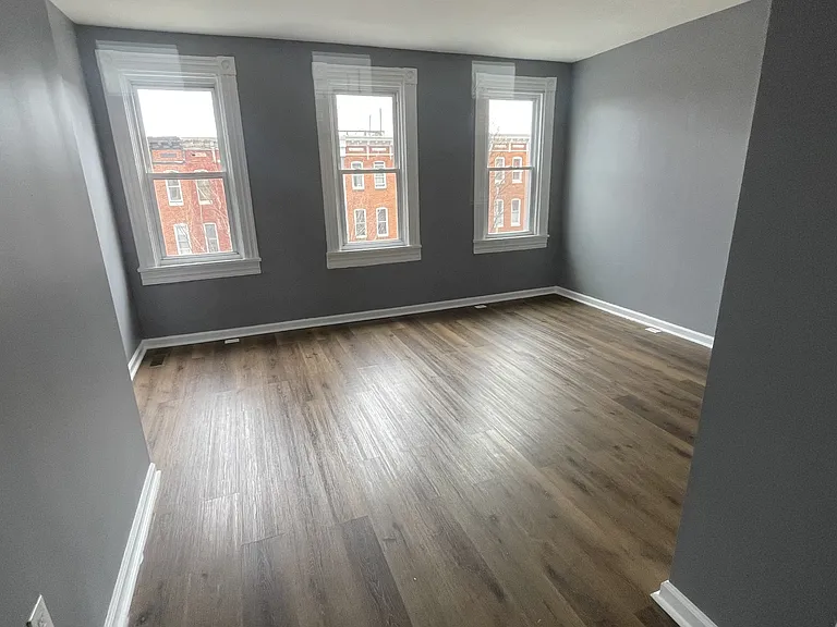 1520 N Caroline St — Photo 22
