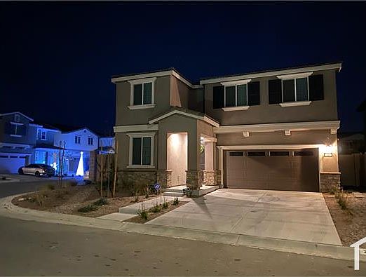 1st image of 713 Dahlia Ln