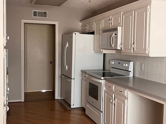 5th image of 6332 Orchard Hill Dr