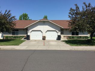 709 SE Mockingbird Dr, College Place, WA 99324