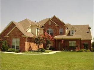 2037 Greenway Crossing Dr, Haslet, TX 76052