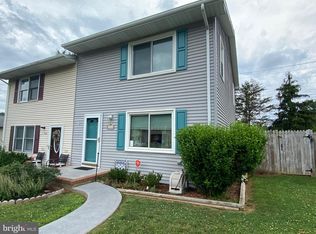1314 Robinhood Ln, Front Royal, VA 22630