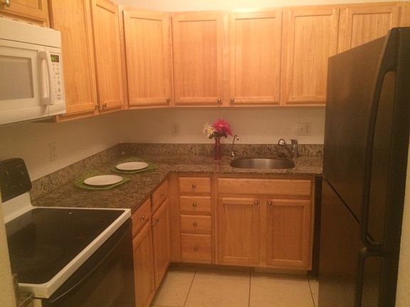 4th image of 5370 NE 5th Ter APT 7105