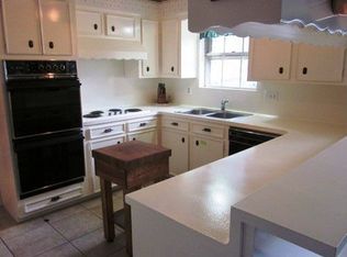 2915 Blue Lakes Ln, Missouri City, TX 77459