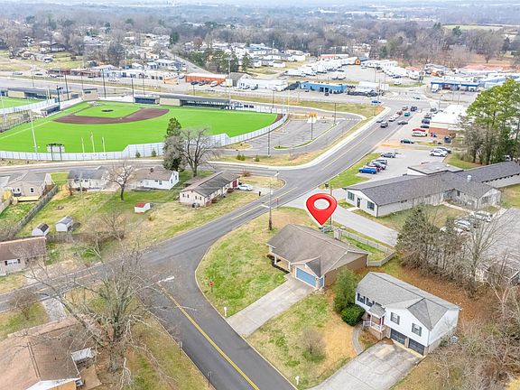 2nd image of 2601 Druid Hill Dr