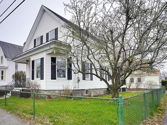 3rd image of 87 Woodward Ave