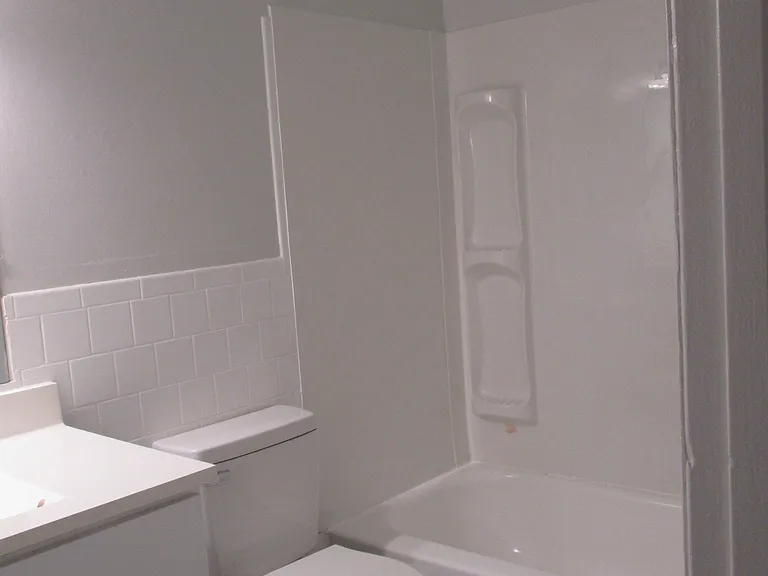 905 Barberton Ct #207 — Photo 8