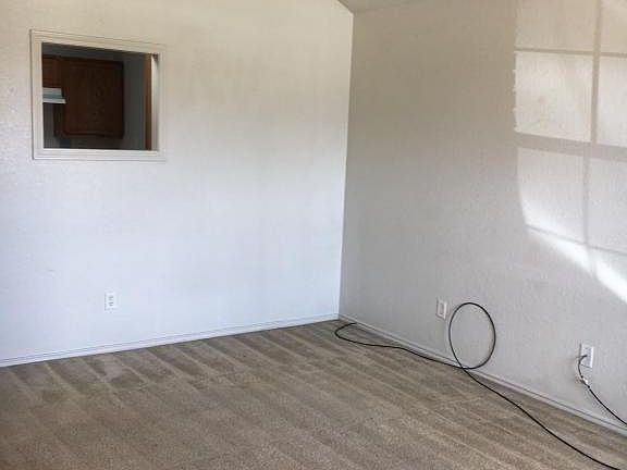 3rd image of 4909 John David Dr APT B