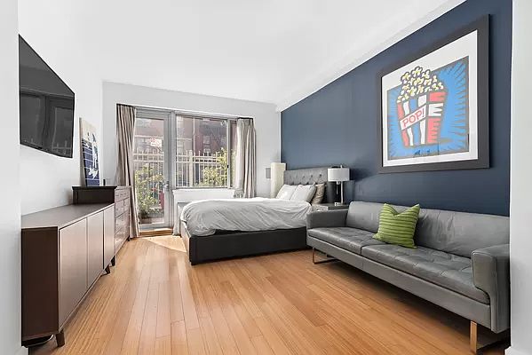 1st image of 505 W 47th St APT 1ES