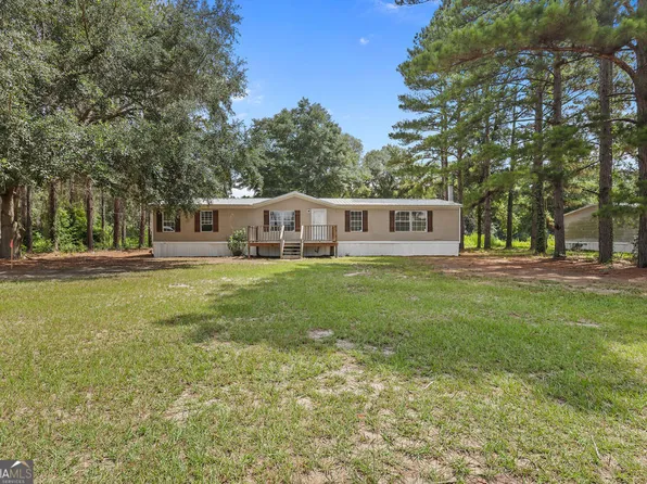 176 Barn Road Cir, Jesup, GA 31545