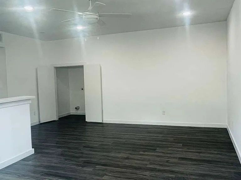 8412 De Priest St #A — Photo 15