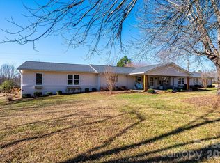 3020 Pooveys Chapel Church Rd, Hudson, NC 28638