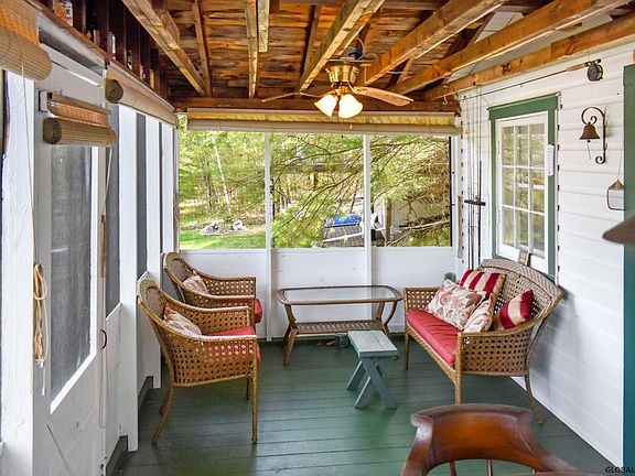 5th image of 24 Cabin Colony Ct