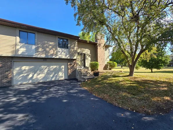 9462 Kingsview Ln N, Maple Grove, MN 55369